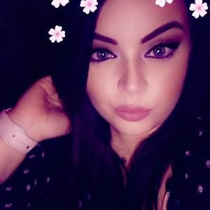 Meet your Posher, Brittni